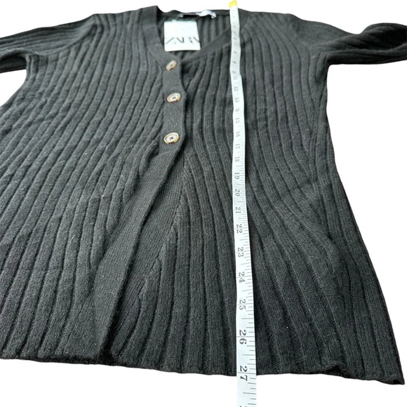 Zara NWT Wool Blend Asymmetrical Button Ribbed Knit Cardigan Sweater Black Small - Picture 7 of 10